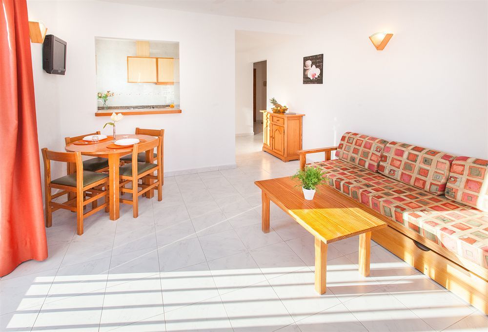 Typic Oasis Sa Tanca Apartment Cala Llonga  Exterior foto